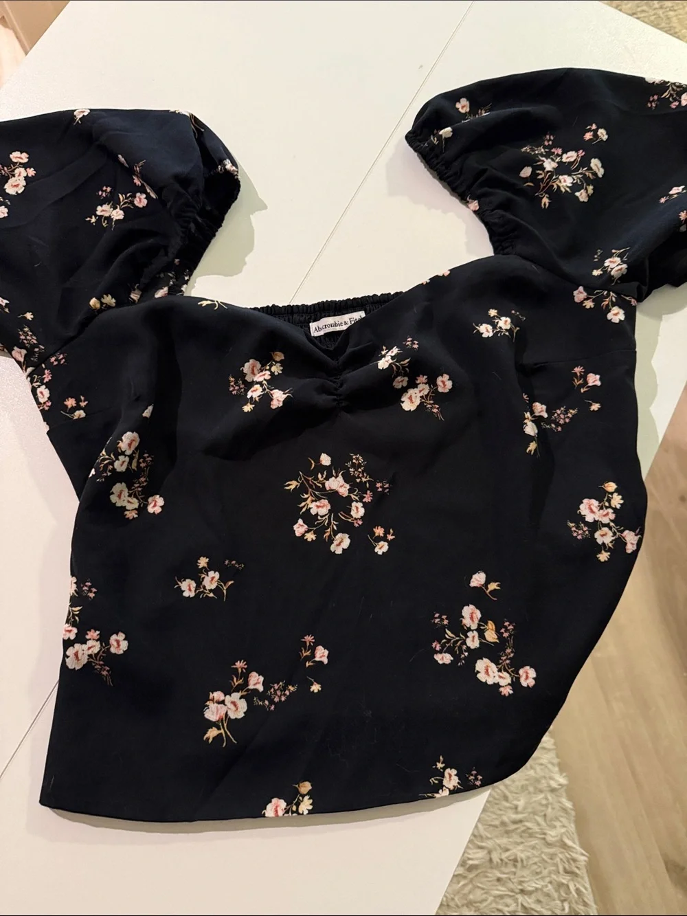 Abercrombie & Fitch Black Floral Puff-Sleeve Top with Pink Blossoms